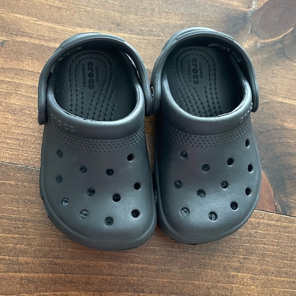 Toddler / Baby Crocs - Black - Picture 3 of 7